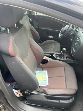 Seat Leon 2.0TDI, снимка 6 - Автомобили и джипове - 40411838