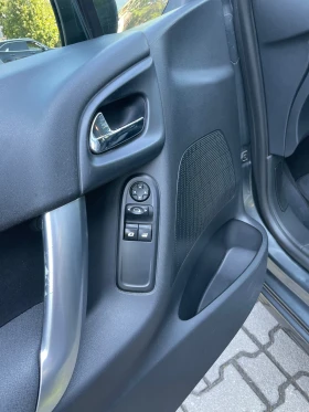 Обява за продажба на Citroen C3 1.4 EHDI Clima/Automat/Navitagtion ~10 300 лв. - изображение 9 | Auto.bg Обява за продажба на Citroen C3 1.4 EHDI Clima/Automat/Navitagtion ~10 300 лв. - изображение 9