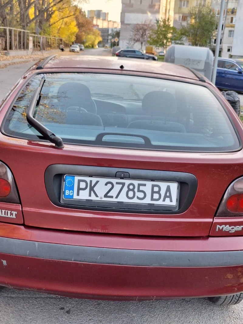 Renault Megane 1.6, снимка 6 - Автомобили и джипове - 48017815