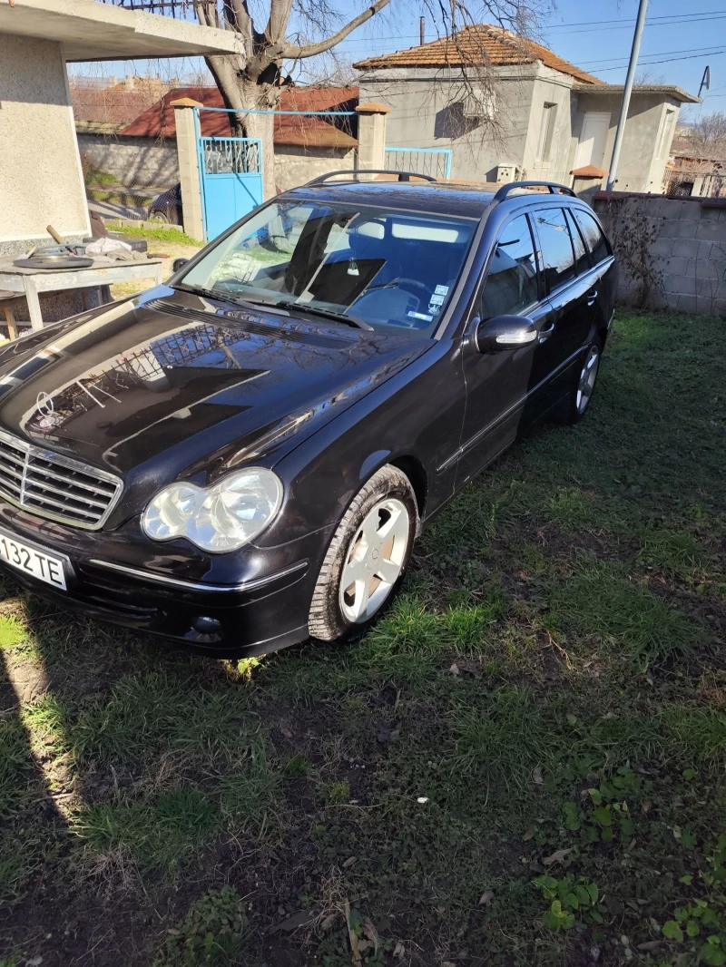 Mercedes-Benz C 220, снимка 1 - Автомобили и джипове - 48739107