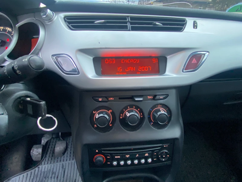 Citroen C3 1.4i 75к.с, снимка 12 - Автомобили и джипове - 48807879