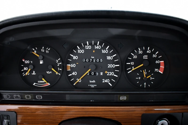 Mercedes-Benz 500 SE , снимка 17 - Автомобили и джипове - 51171107