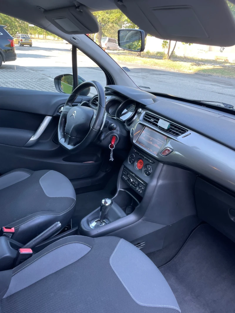 Citroen C3 1.4 EHDI Clima/Automat/Navitagtion, снимка 9 - Автомобили и джипове - 51890183