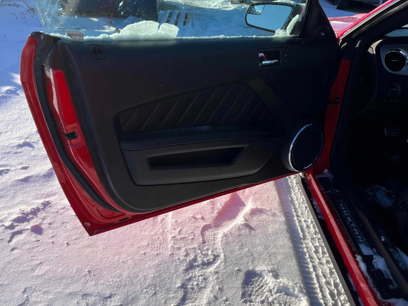 Ford Mustang V6 * * АВТОМАТИК * * CARFAX * * АВТО КРЕДИТ * * , снимка 10 - Автомобили и джипове - 52769438