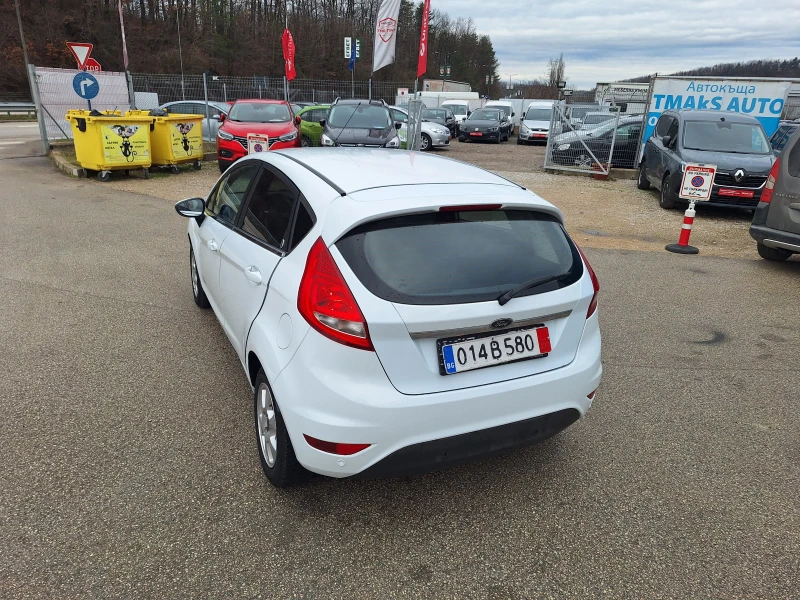 Ford Fiesta 1.2i, снимка 9 - Автомобили и джипове - 53505143