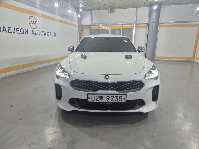 Kia Stinger 3.3T AWD GT autogeorge.com, снимка 2 - Автомобили и джипове - 53519347