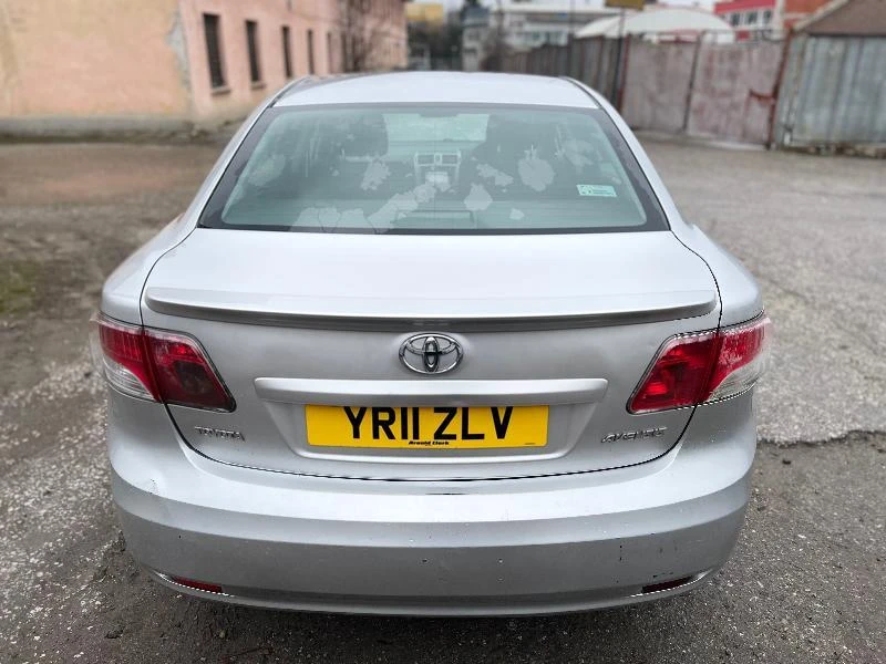 Toyota Avensis 2.0d-4d 126к.с НАВИГАЦИЯ С БГ КАРТА, снимка 5 - Автомобили и джипове - 41260134