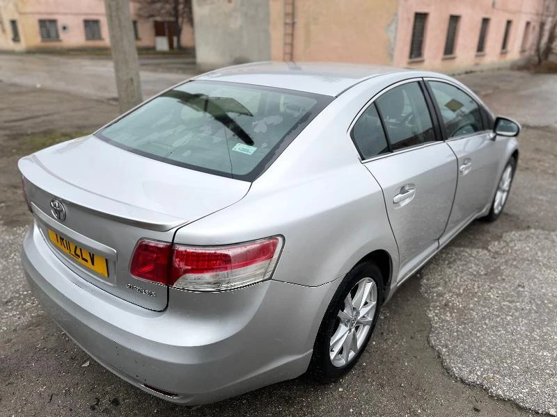 Toyota Avensis 2.0d-4d 126к.с НАВИГАЦИЯ С БГ КАРТА, снимка 4 - Автомобили и джипове - 41260134