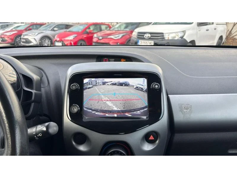 Toyota Aygo 1.0 VVT-i 5MT X-CONNECT, снимка 15 - Автомобили и джипове - 52835014