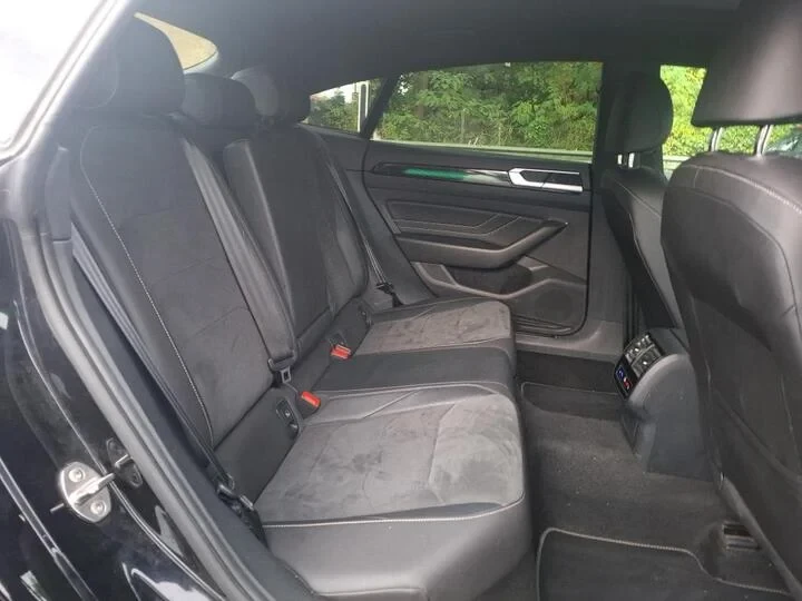 VW Arteon R-Line Pano LED-Matrix Ambient Virtual ACC Navi , снимка 11 - Автомобили и джипове - 56271723