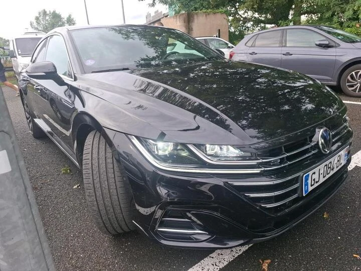 VW Arteon R-Line Pano LED-Matrix Ambient Virtual ACC Navi , снимка 2 - Автомобили и джипове - 56271723