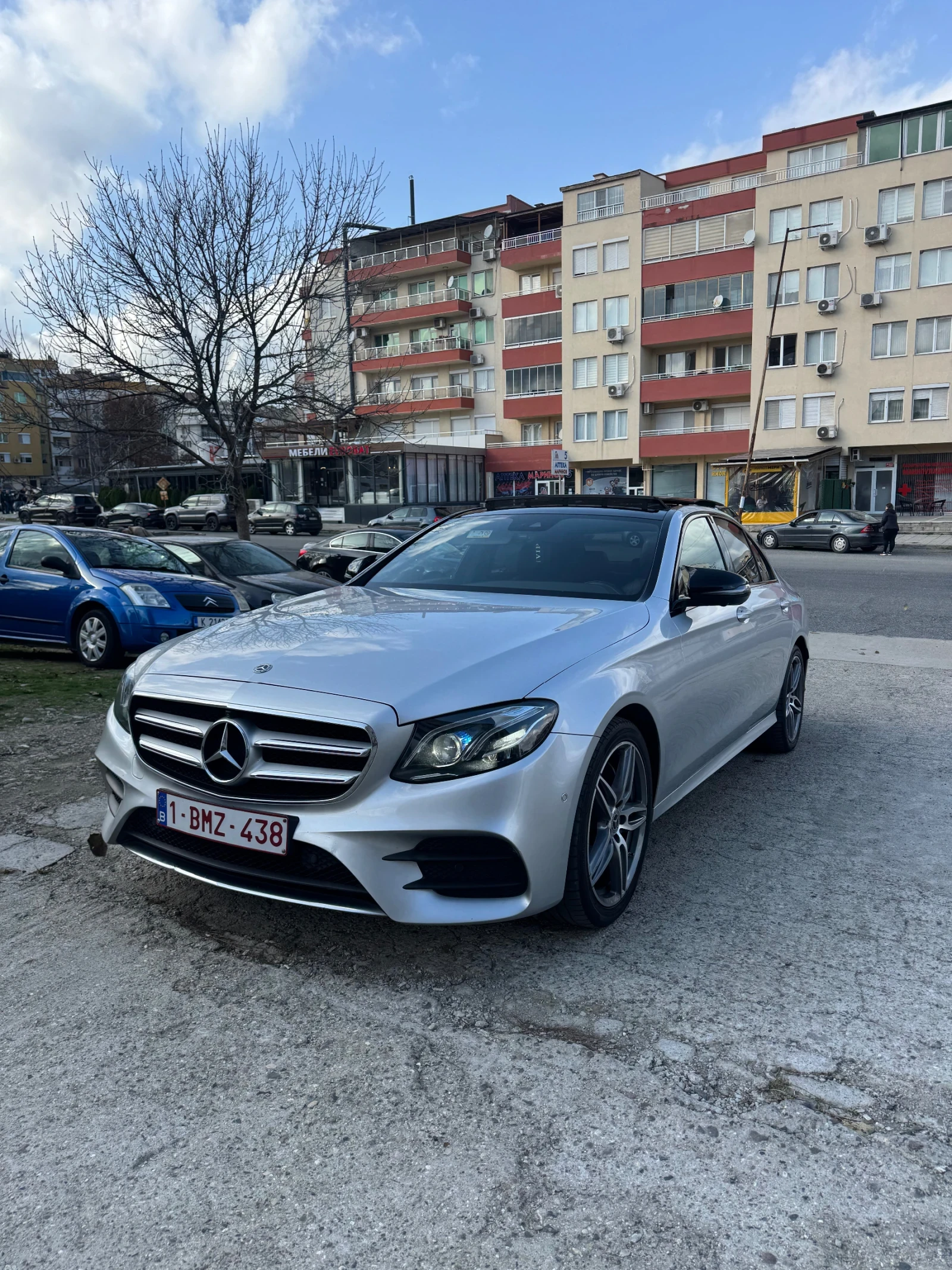 Mercedes-Benz E 220, снимка 1