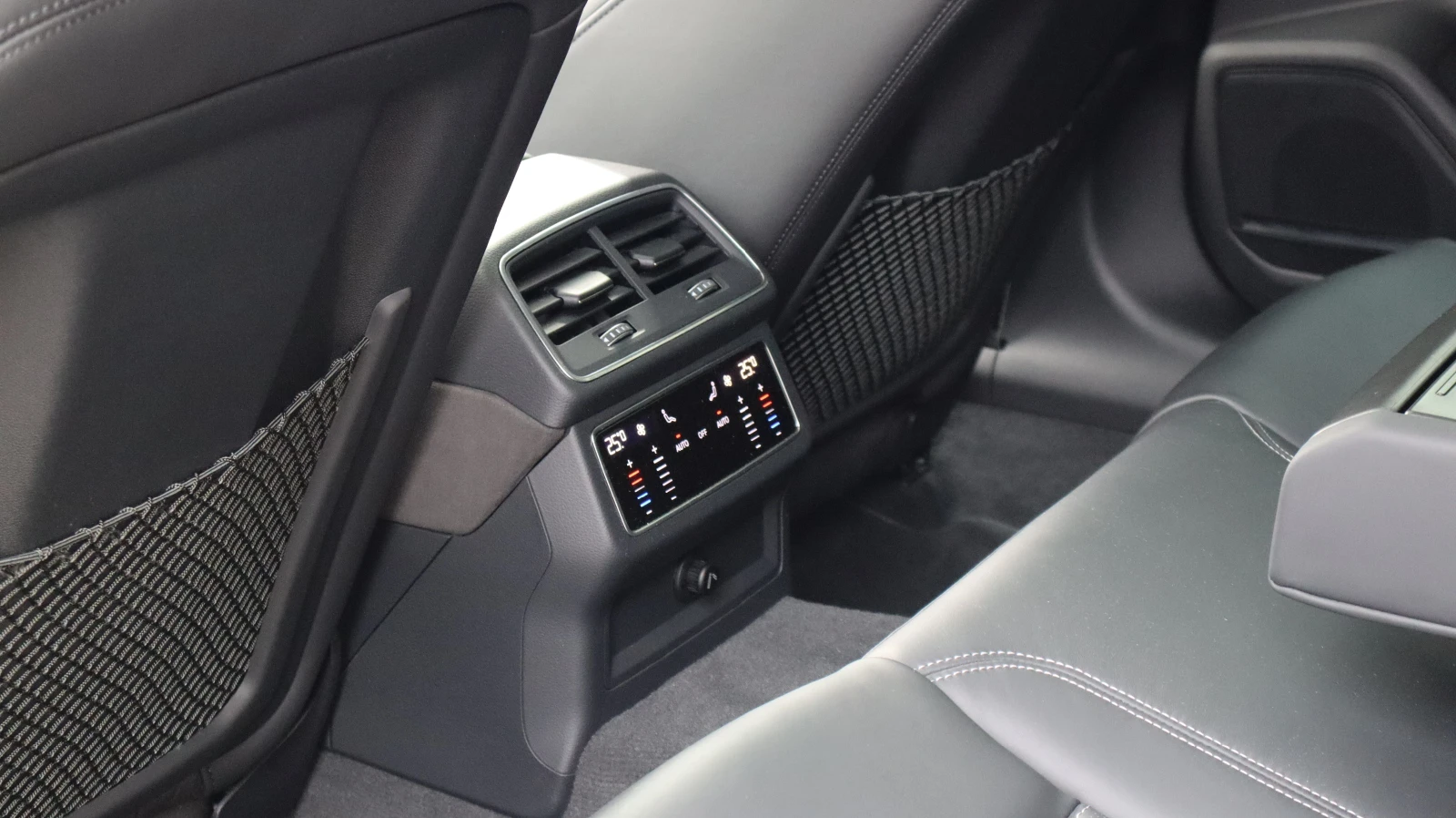 Audi Rs7   25/4.0TFSI/Bang&Olufsen//HuD | Mobile.bg   13