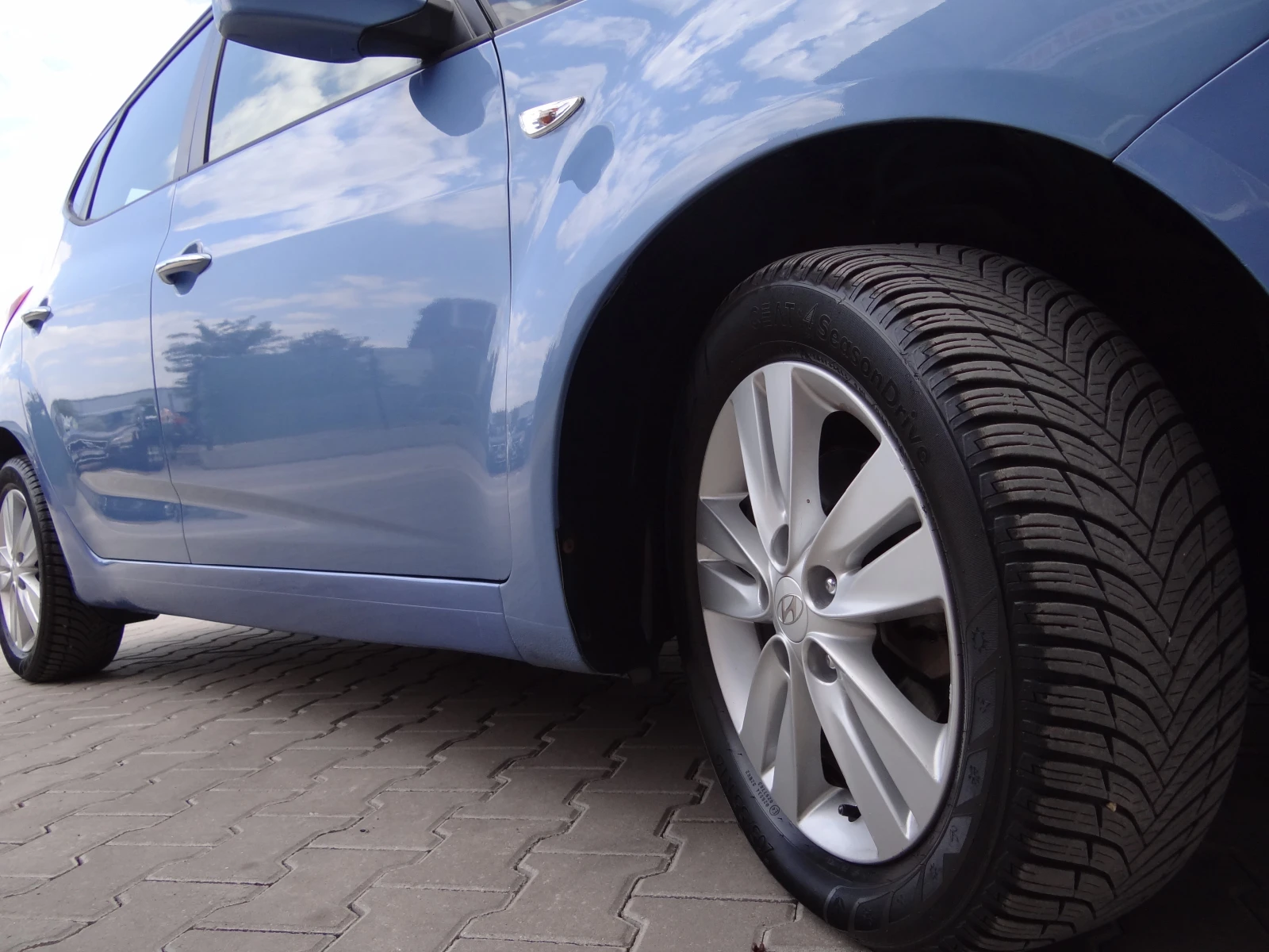 Hyundai Ix20 1.4i-90k.c. /  / LPG-BRC / Euro-5 / | Mobile.bg   17