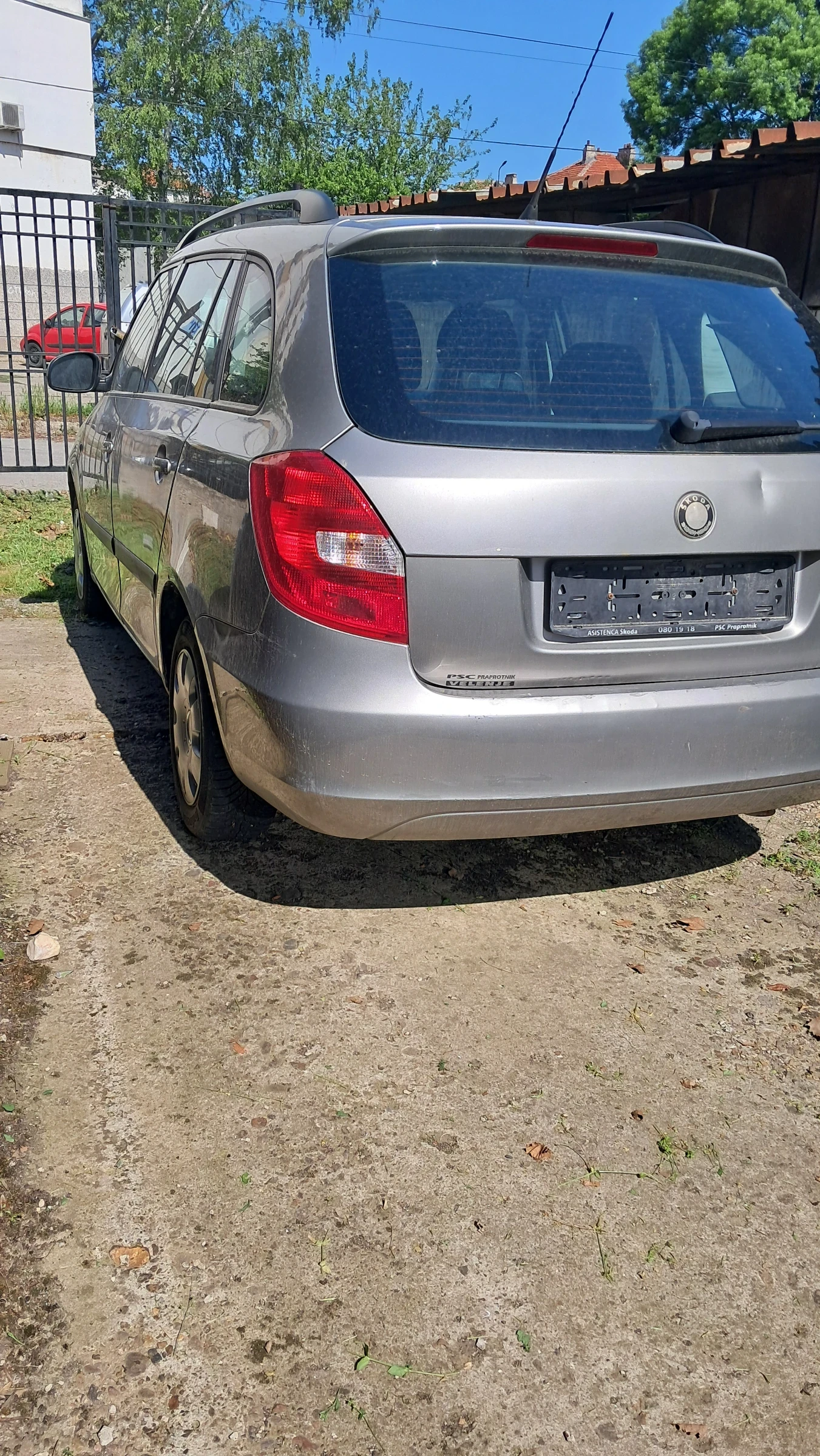 Skoda Fabia 1.4 бензин - изображение 8