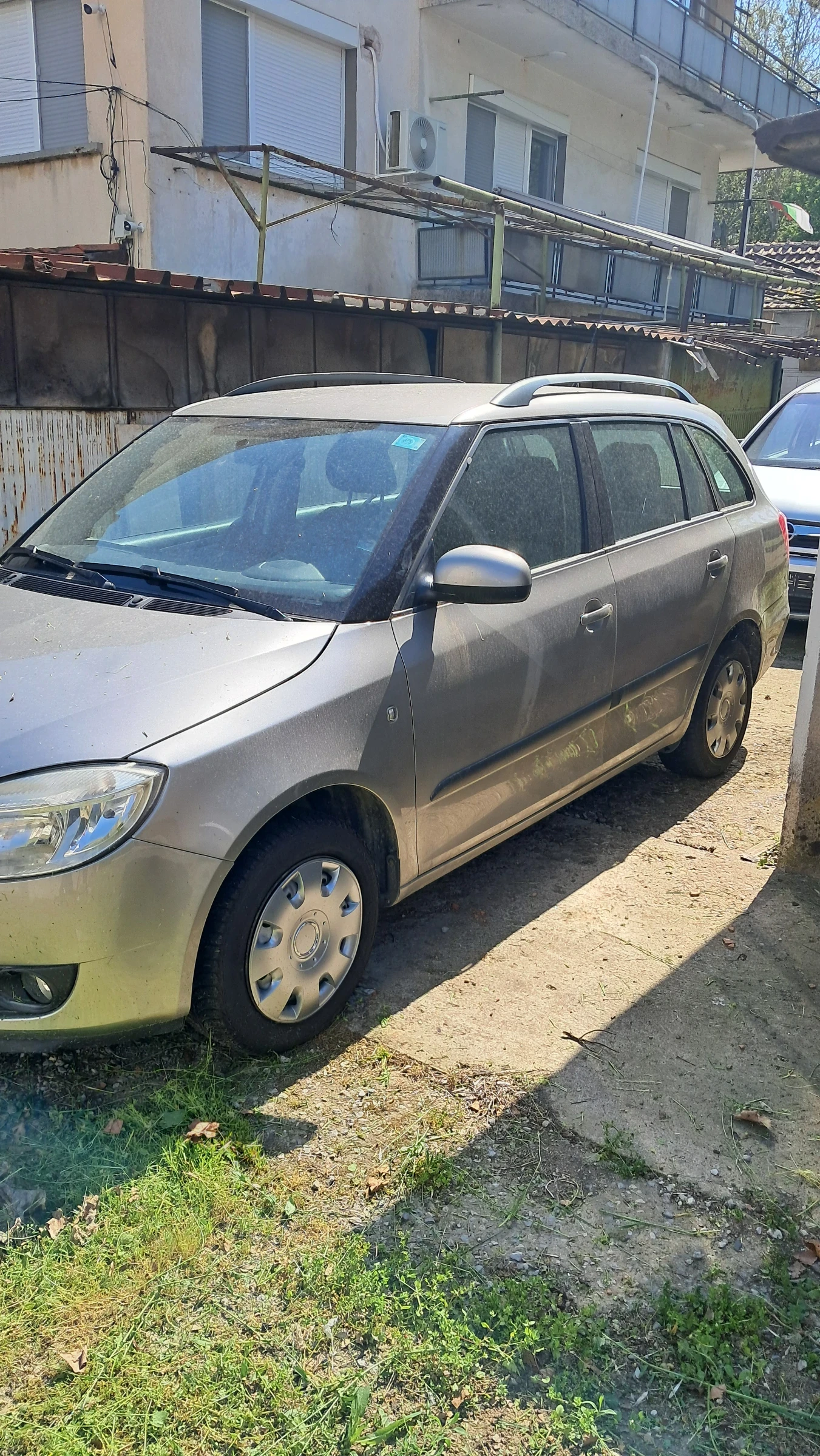 Skoda Fabia 1.4 бензин - изображение 9