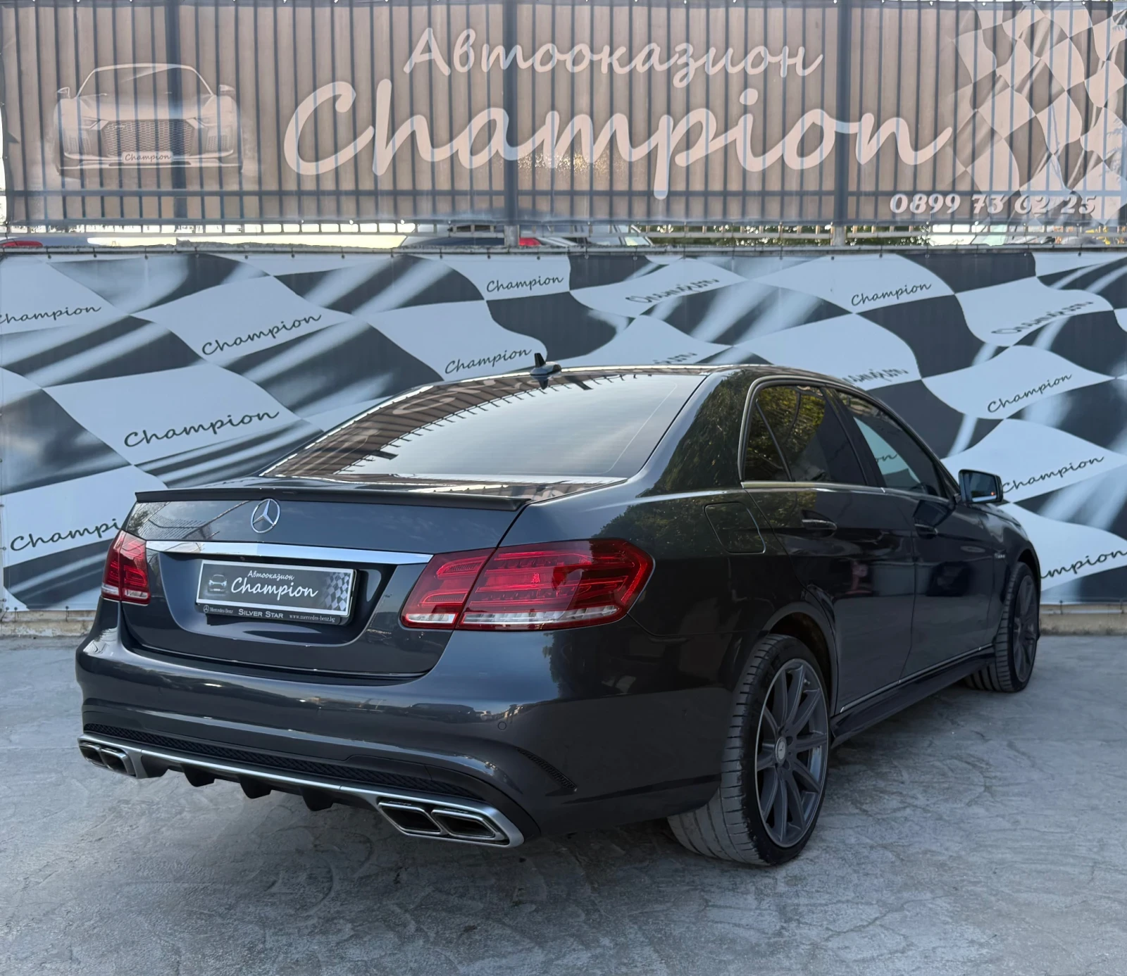 Mercedes-Benz E 500  - изображение 5