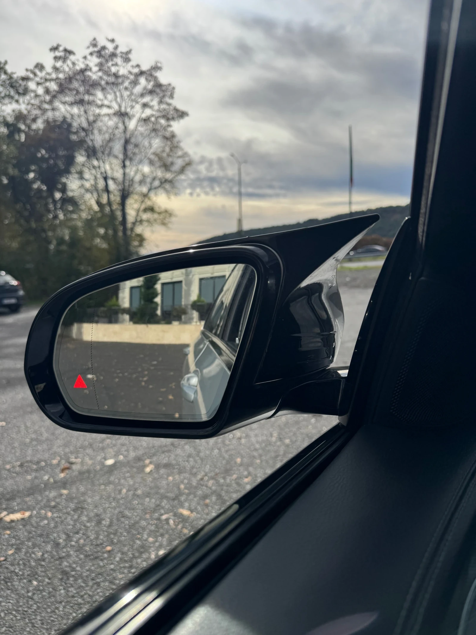 Mercedes-Benz E 220  - изображение 7