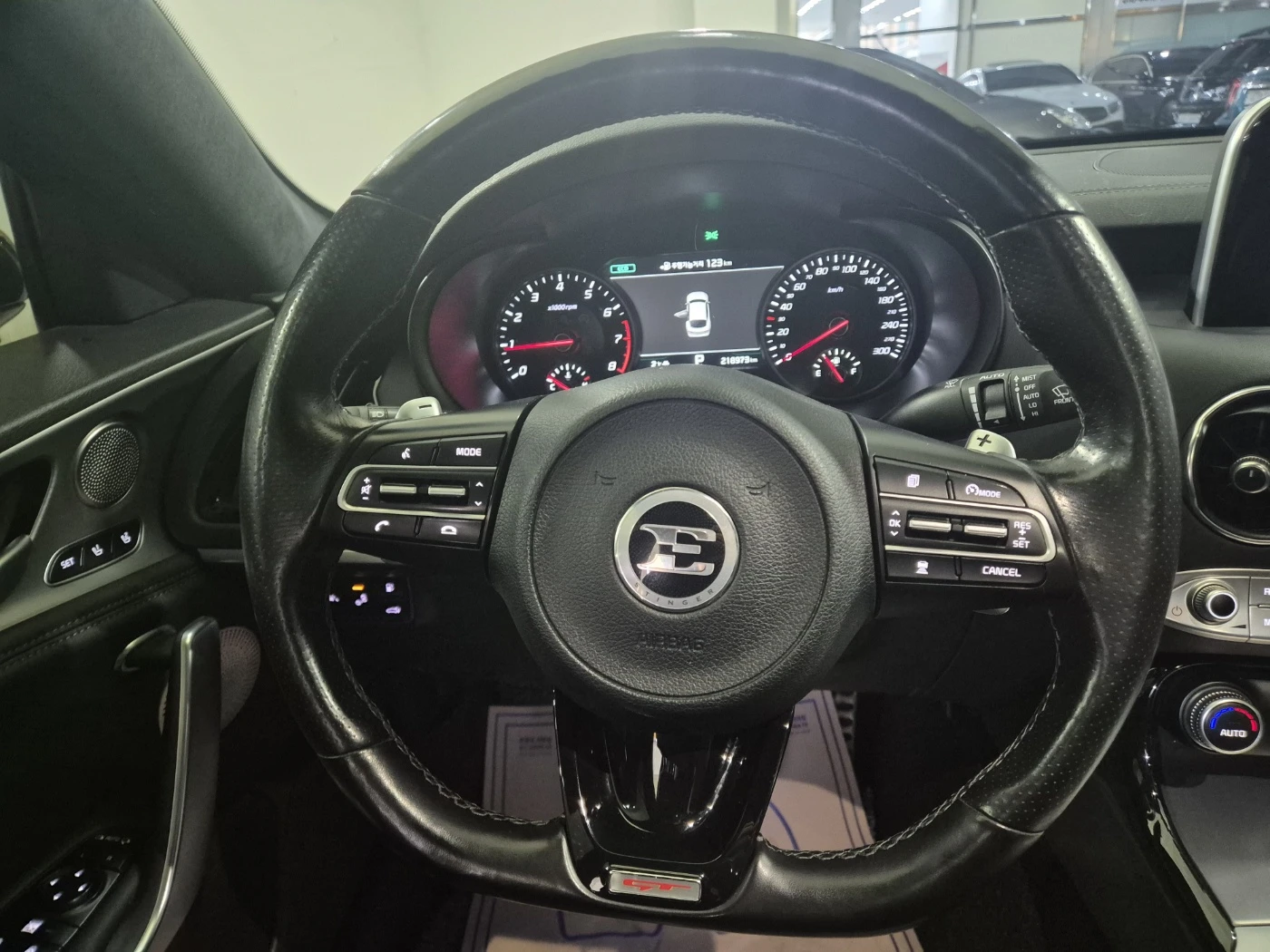 Kia Stinger 3.3T AWD GT autogeorge.com | Mobile.bg � ����������� 15