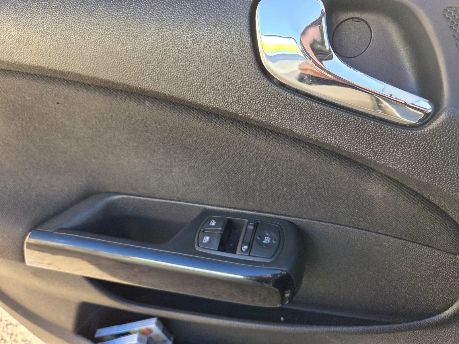 Opel Corsa 1.3 cdti 95 kc, снимка 9 - Автомобили и джипове - 53807642