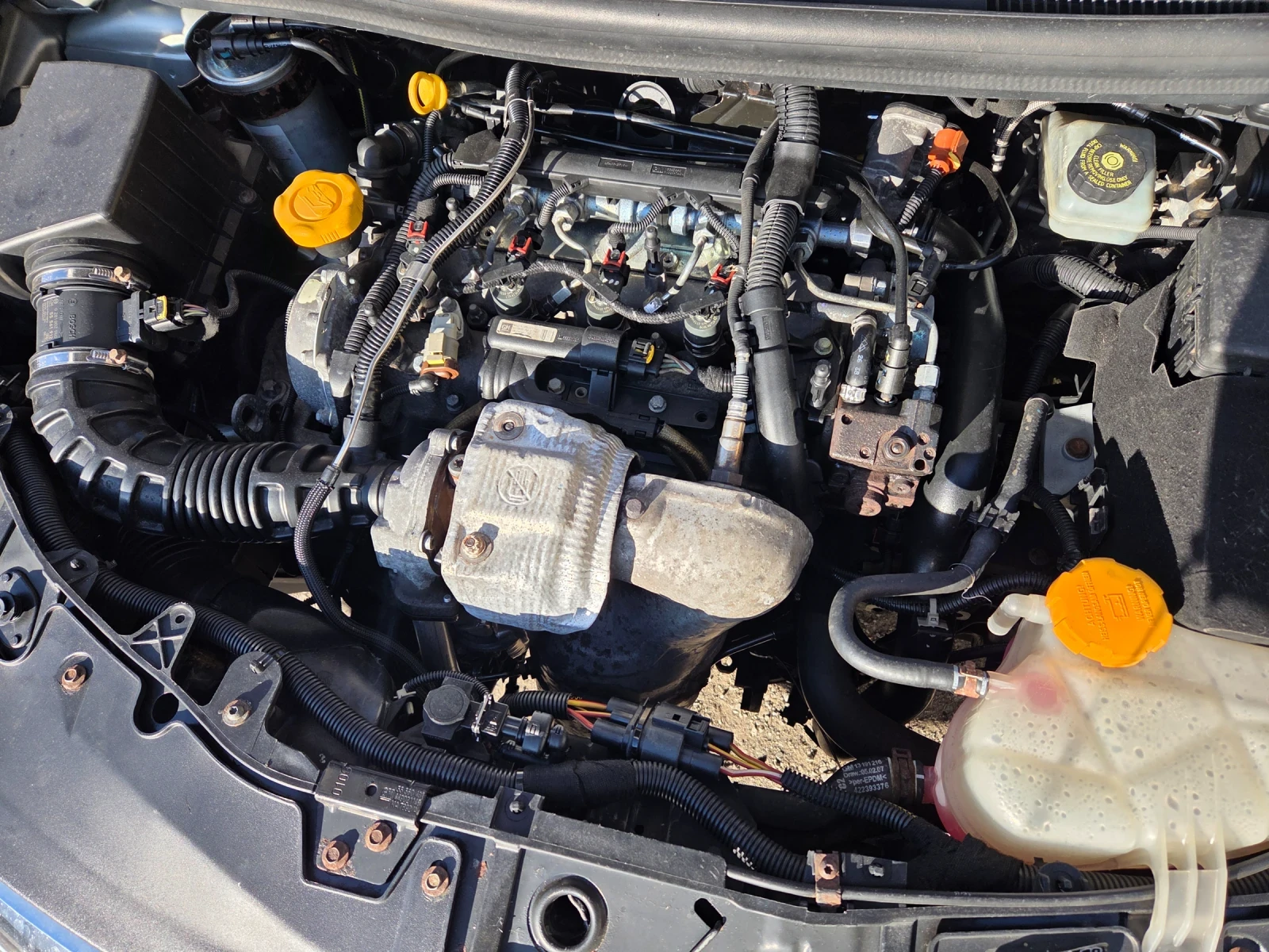 Opel Corsa 1.3 cdti 95 kc, снимка 12 - Автомобили и джипове - 53807642