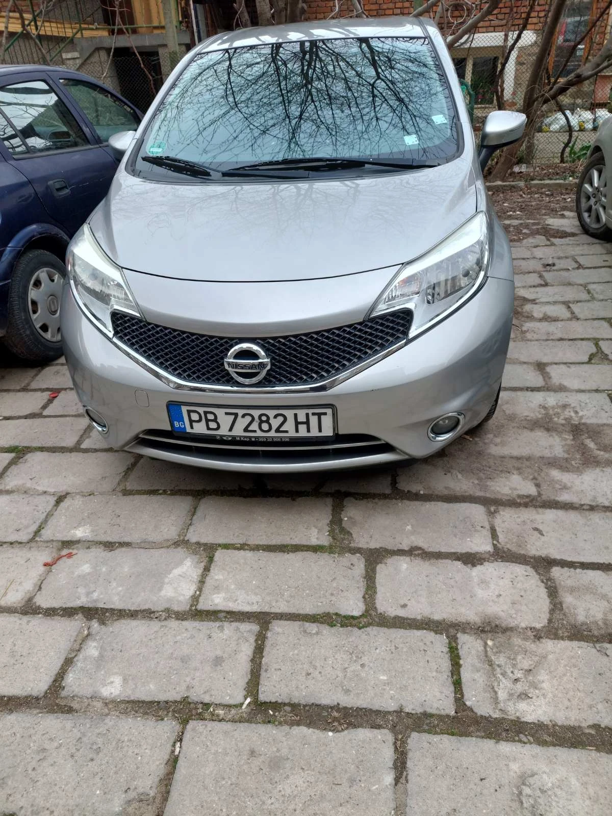 Nissan Note, снимка 16 - Автомобили и джипове - 53949944
