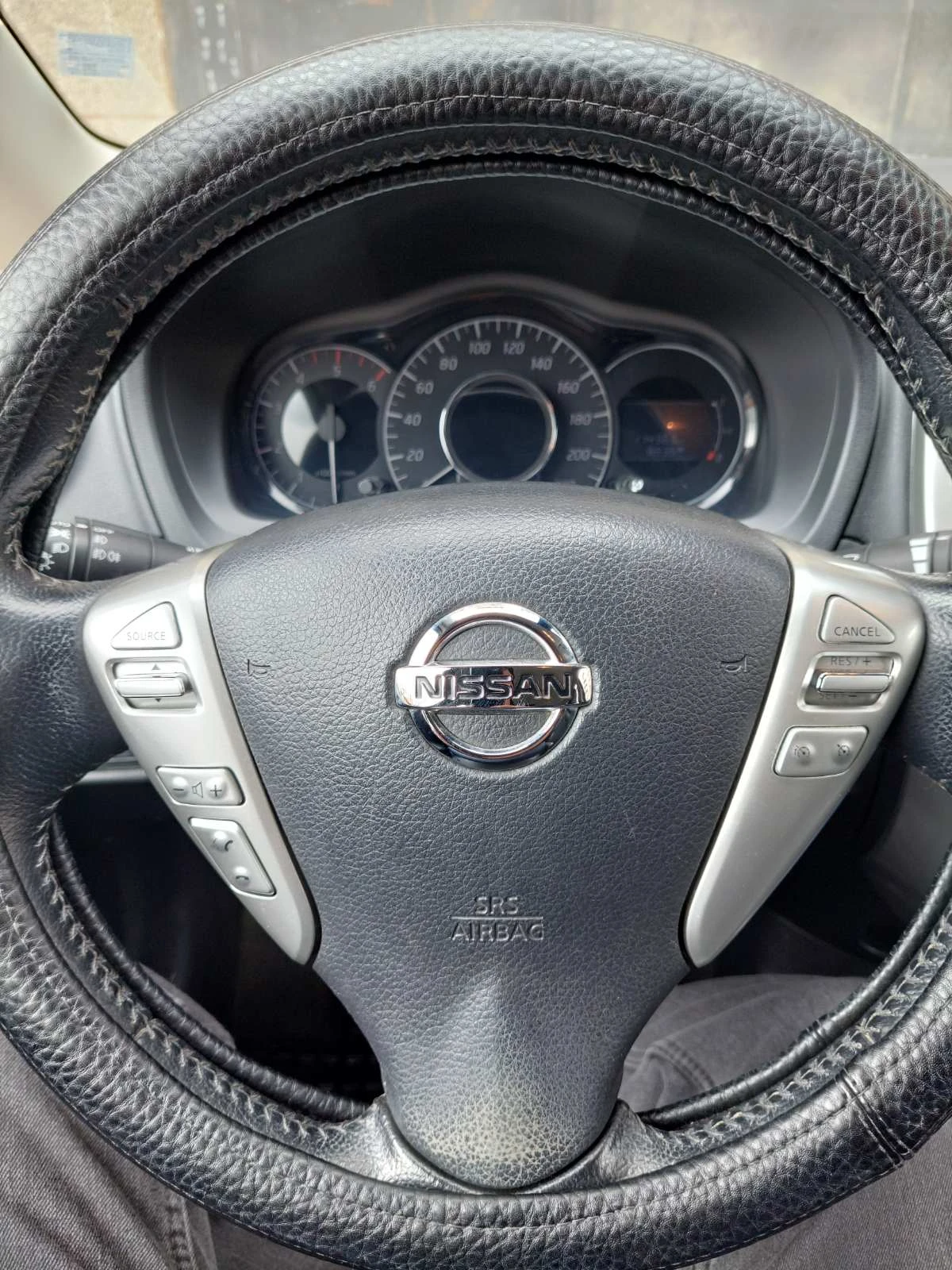 Nissan Note, снимка 14 - Автомобили и джипове - 53949944