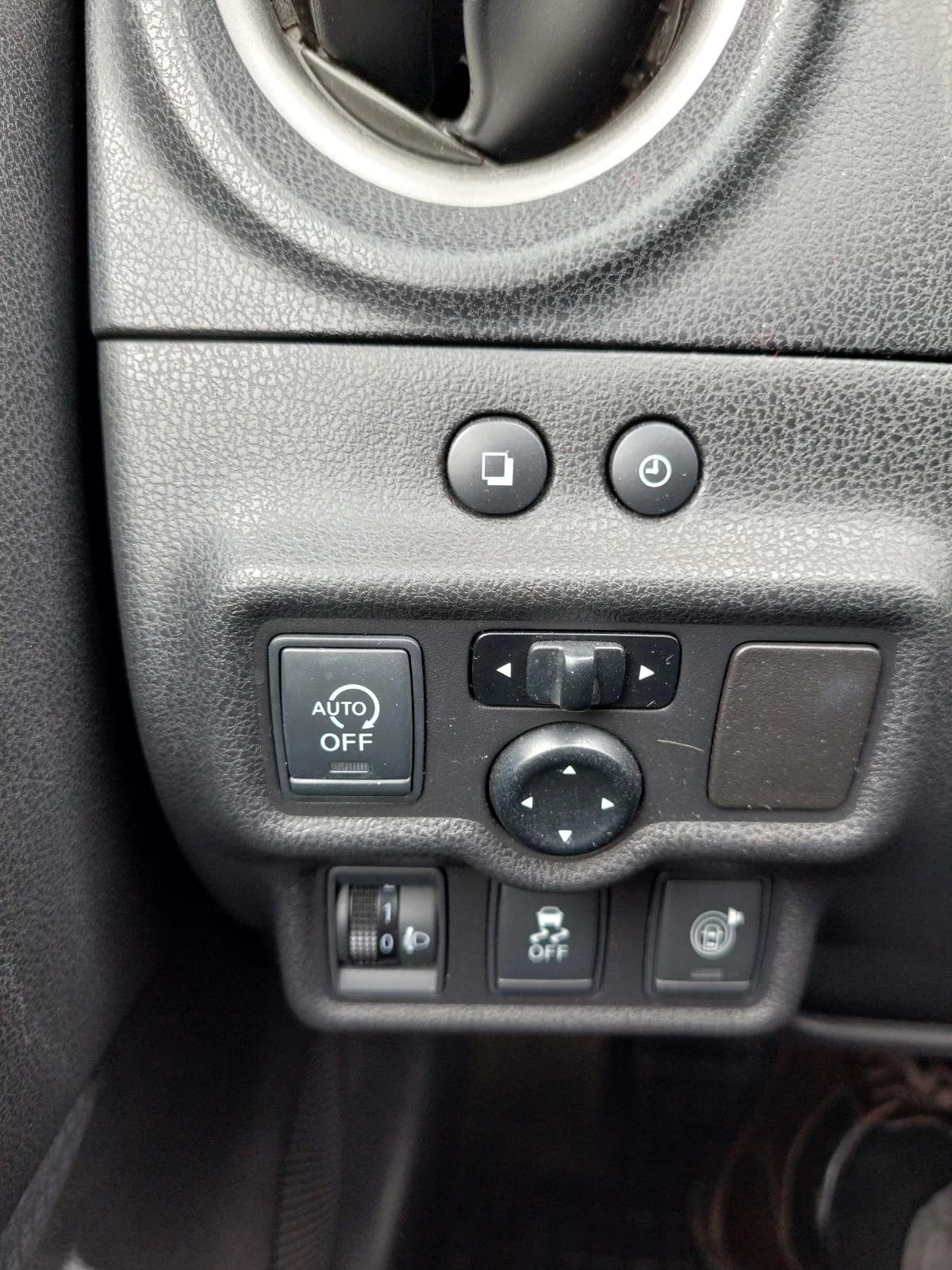 Nissan Note, снимка 9 - Автомобили и джипове - 53949944