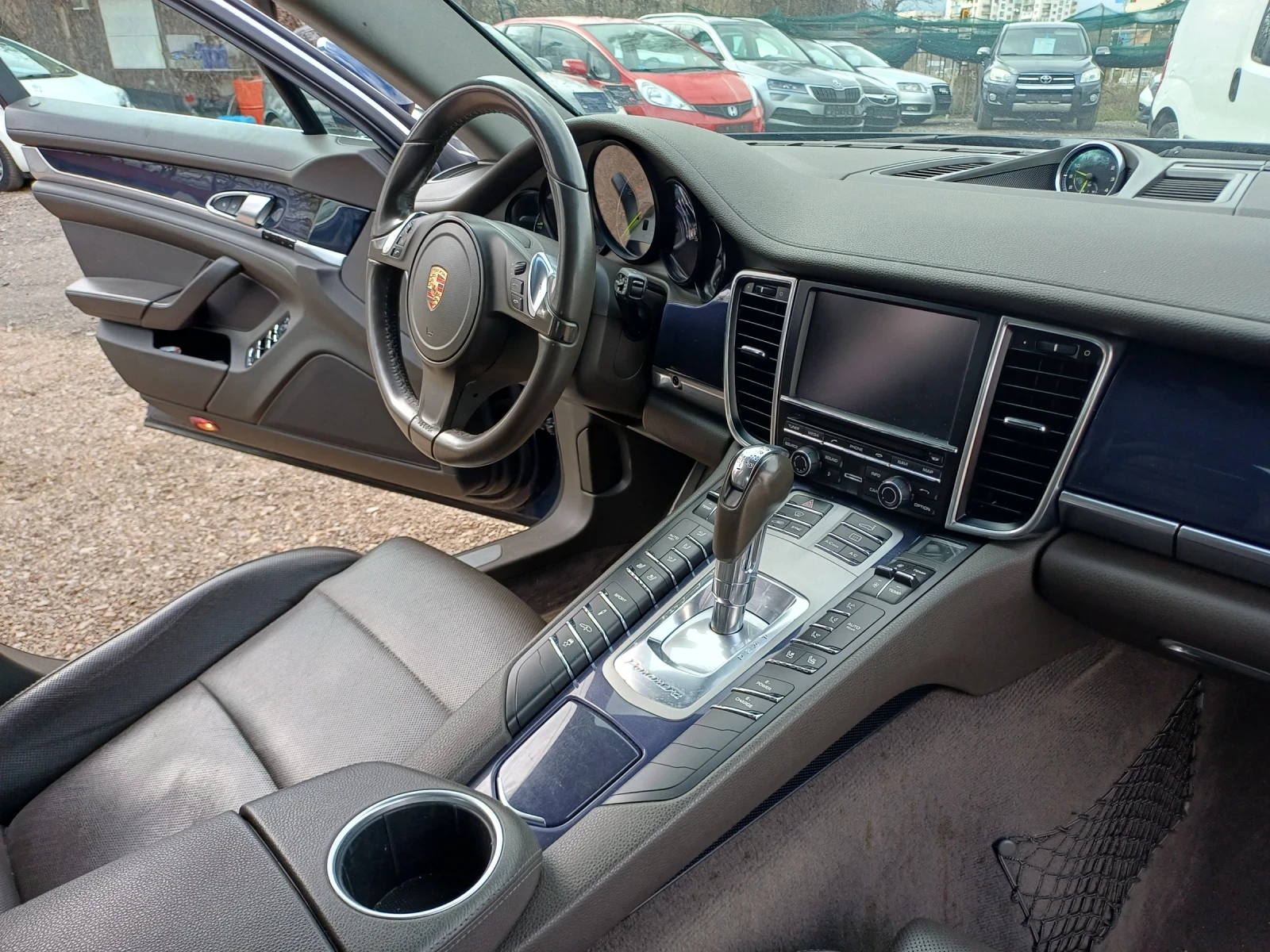 Porsche Panamera  S 3.0 V6 E-Hybrid, снимка 14 - Автомобили и джипове - 54076492