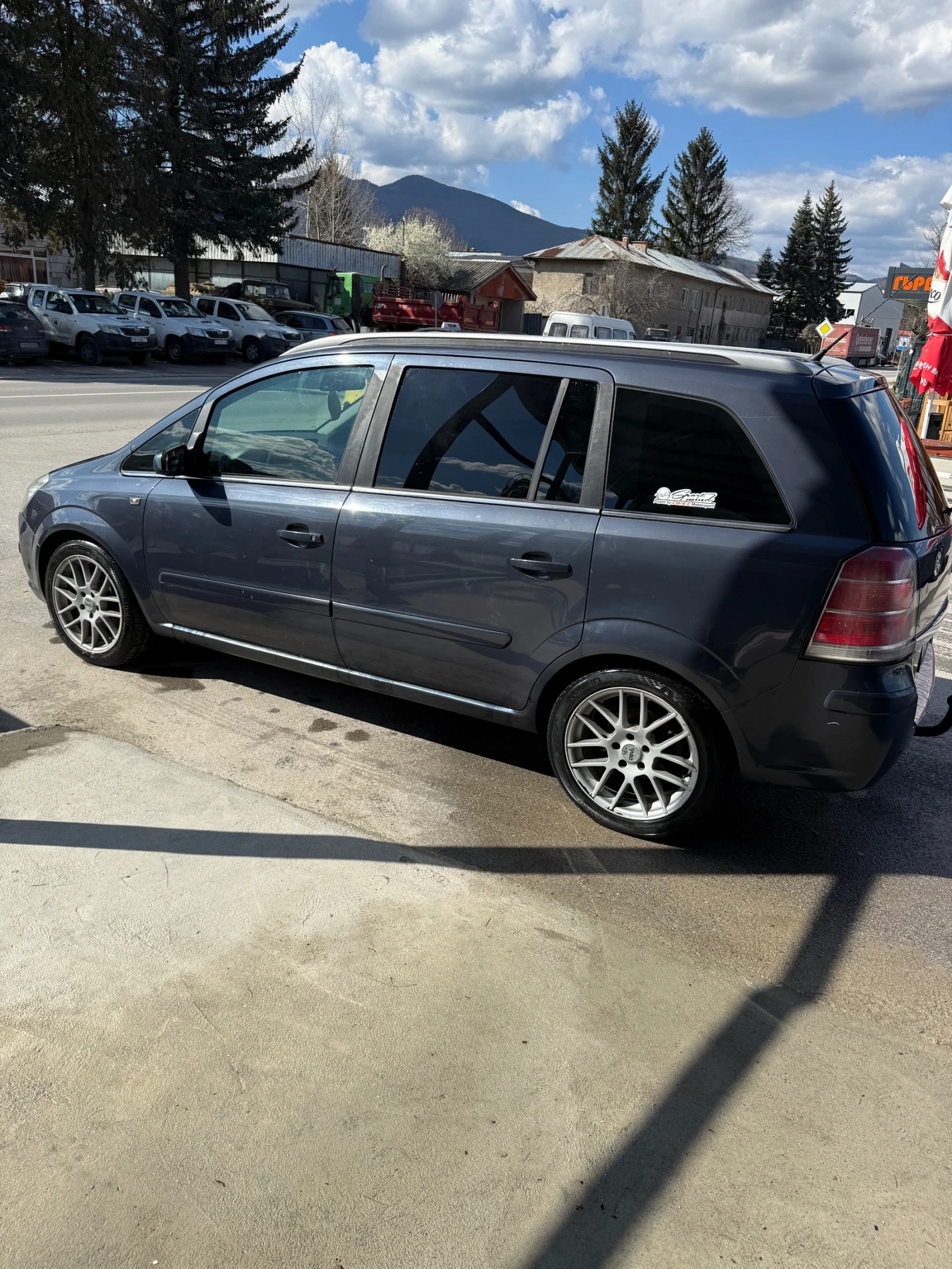 Opel Zafira, снимка 4 - Автомобили и джипове - 54100489