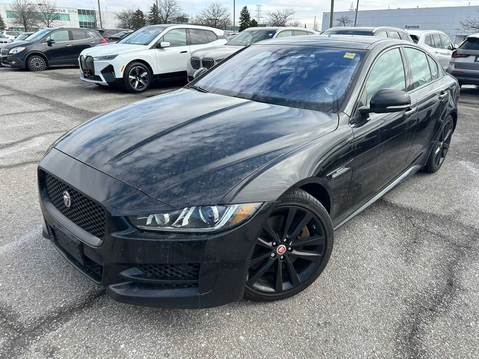 Jaguar XE R-Sport* 4x4* Pano* Back cam* Обдухване* Подгрев*  | Auto.bg — изображение 1