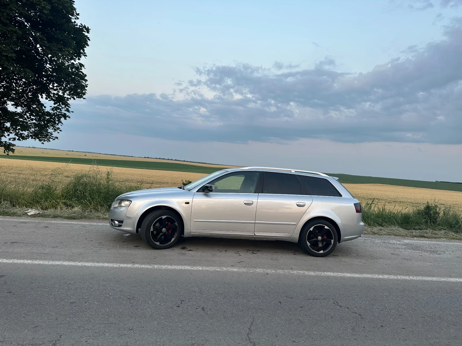 Audi A4 Audi A4 B7 2.0 140, снимка 2 - Автомобили и джипове - 54285695