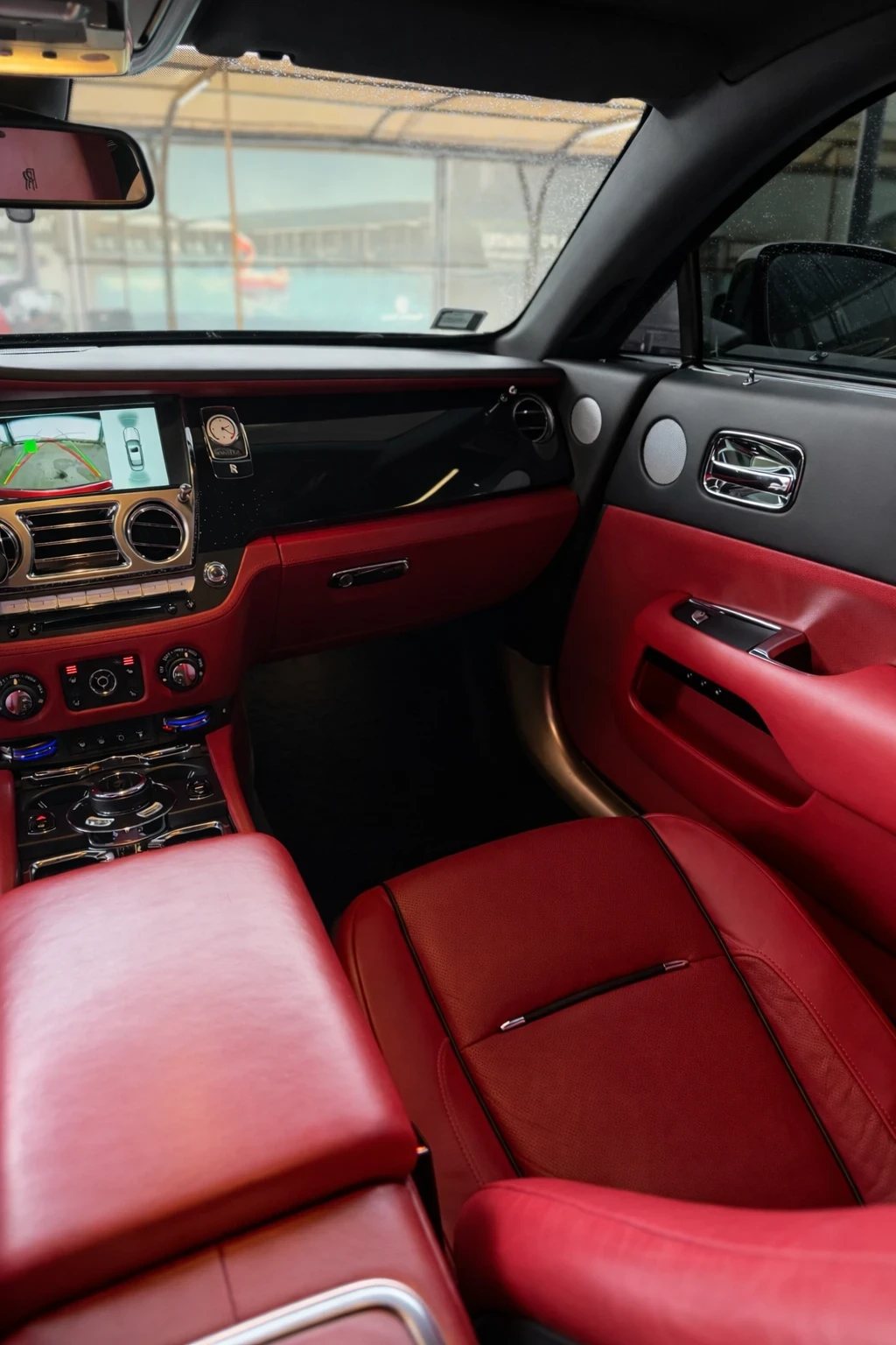 Rolls-Royce Wraith, снимка 8 - Автомобили и джипове - 54316130