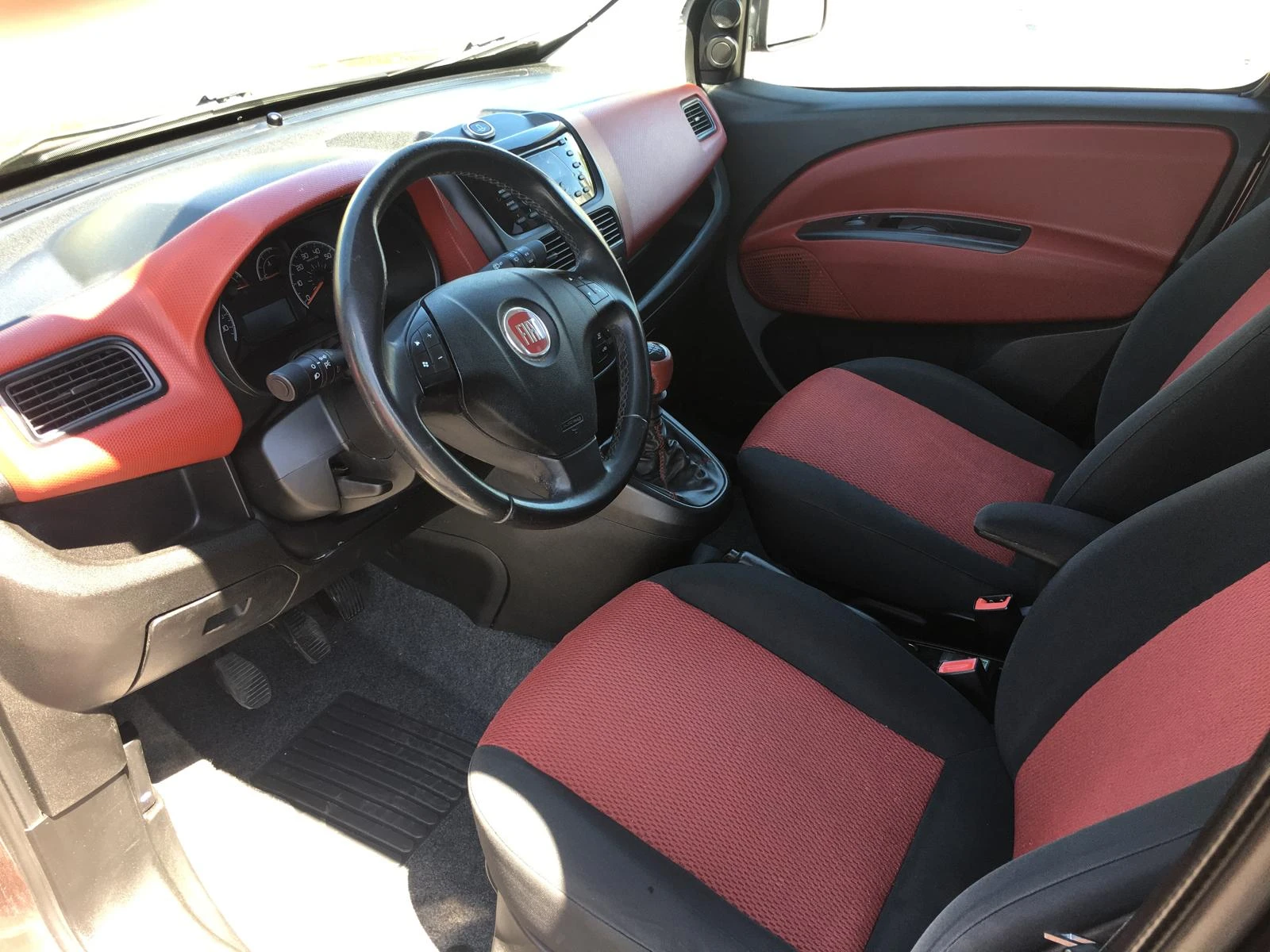 Fiat Doblo, снимка 7 - Автомобили и джипове - 54335093