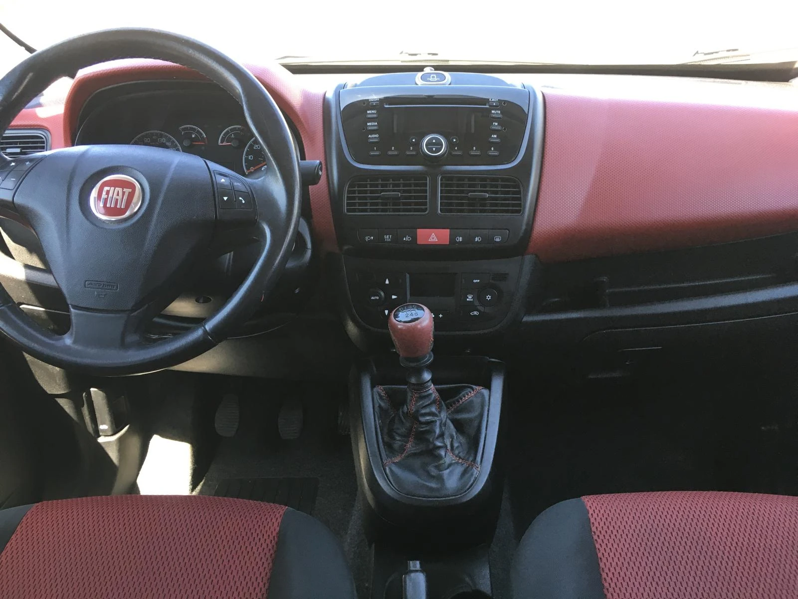 Fiat Doblo, снимка 12 - Автомобили и джипове - 54335093