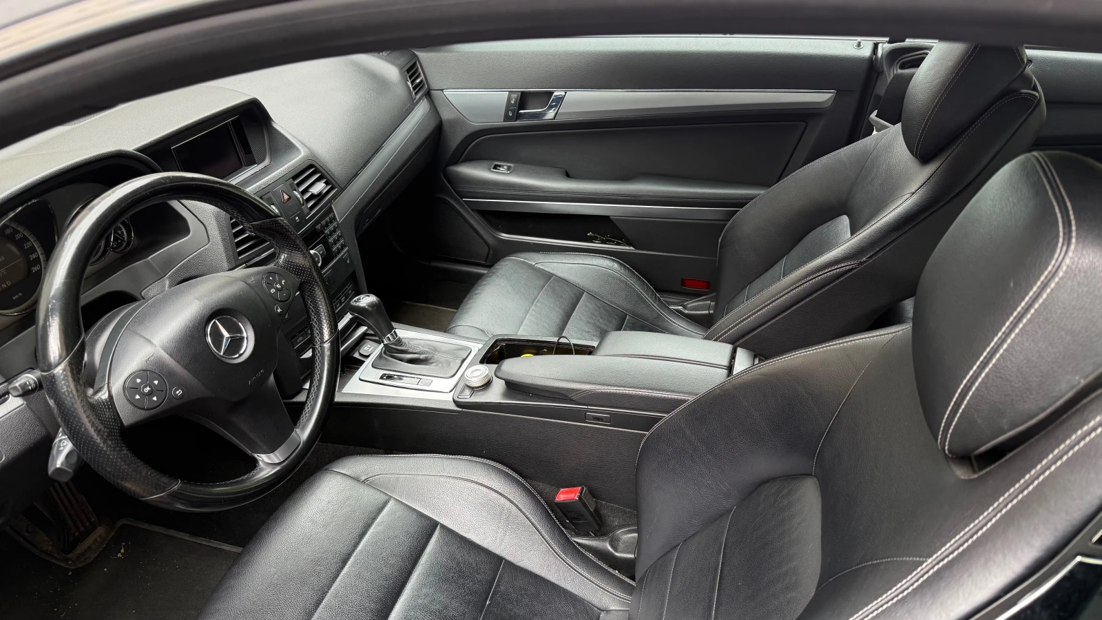 Mercedes-Benz E 250, снимка 8 - Автомобили и джипове - 54405596