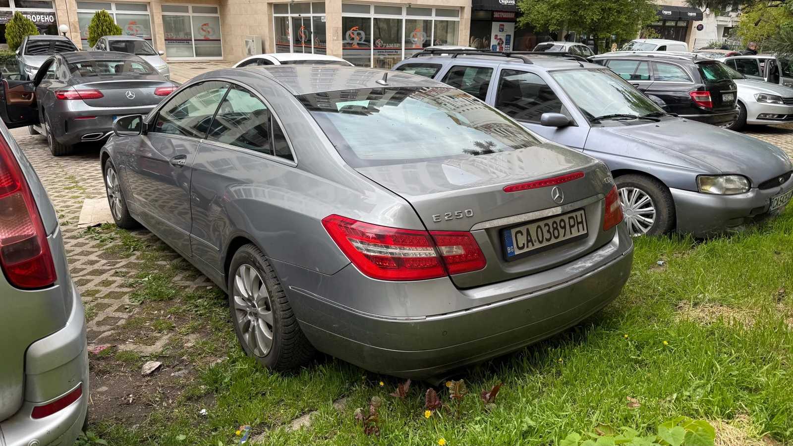 Mercedes-Benz E 250, снимка 6 - Автомобили и джипове - 54405596