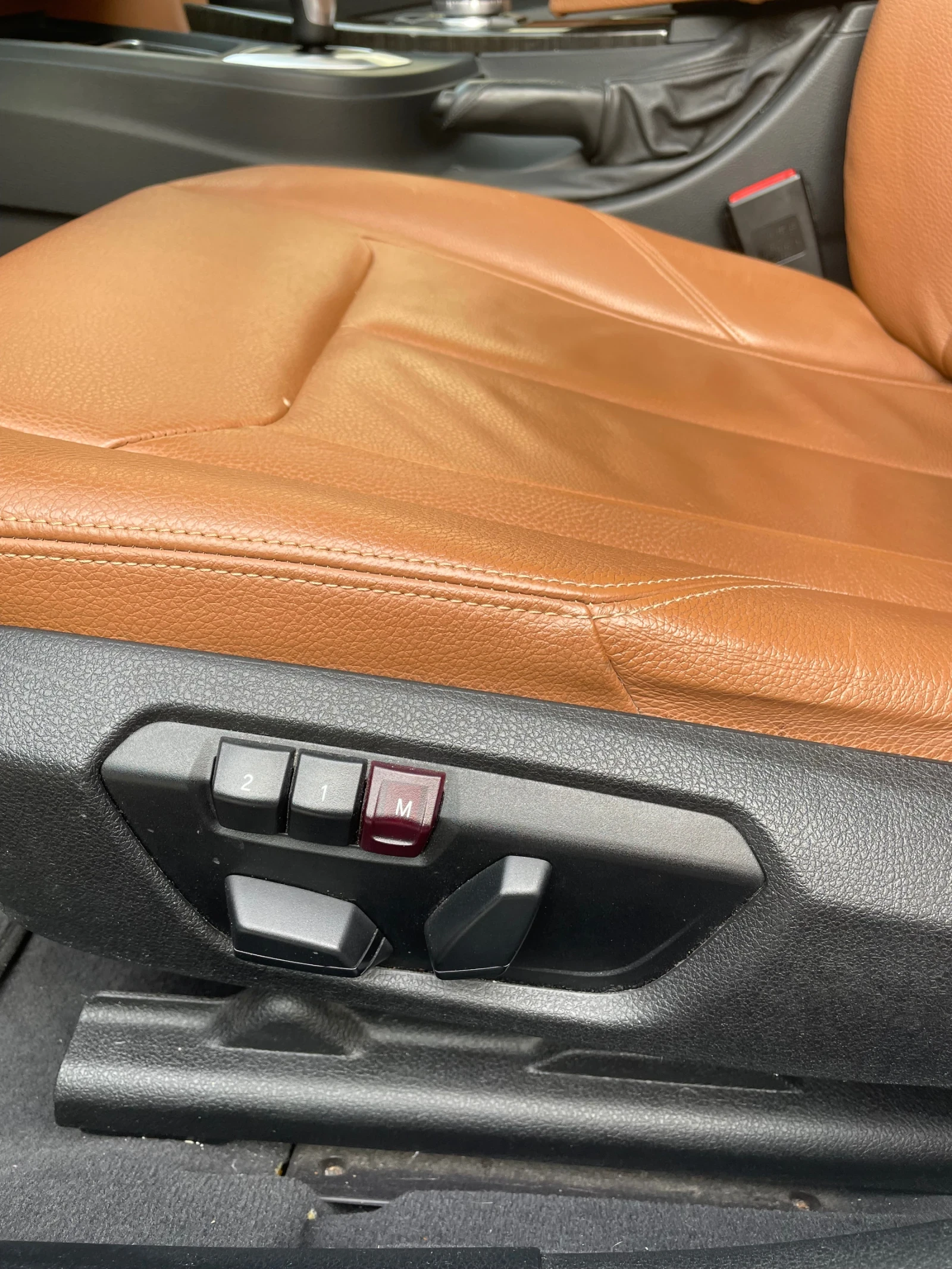 BMW 320 Luxury , снимка 9 - Автомобили и джипове - 54533662