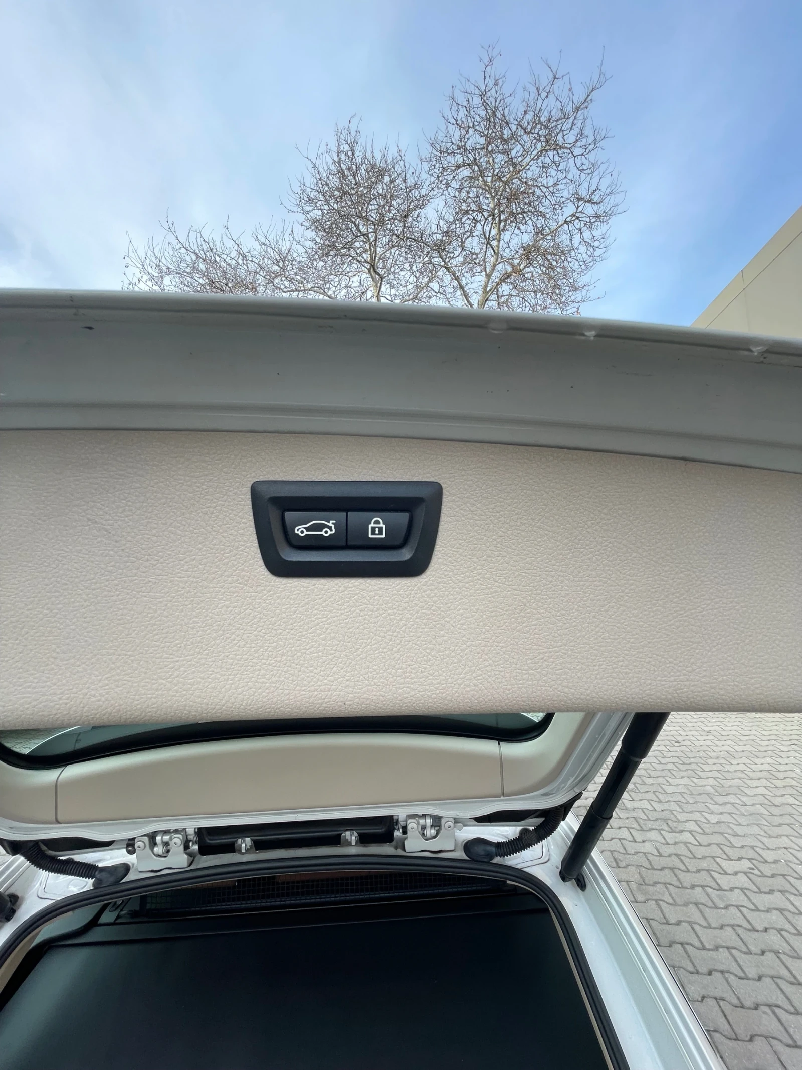 BMW 320 Luxury , снимка 7 - Автомобили и джипове - 54533662