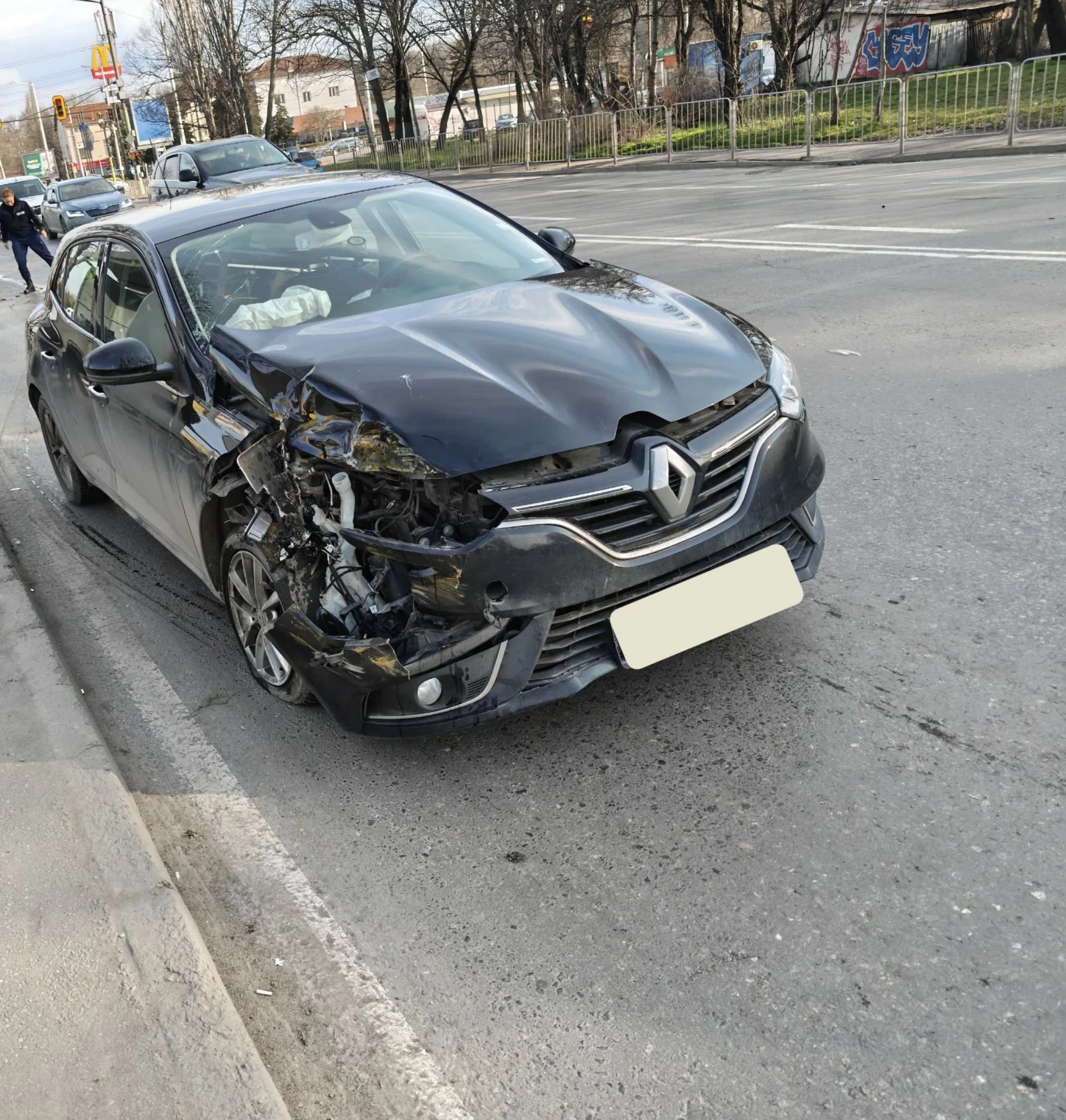 Renault Megane 1.6 16 �� ����� | Mobile.bg � ����������� 1