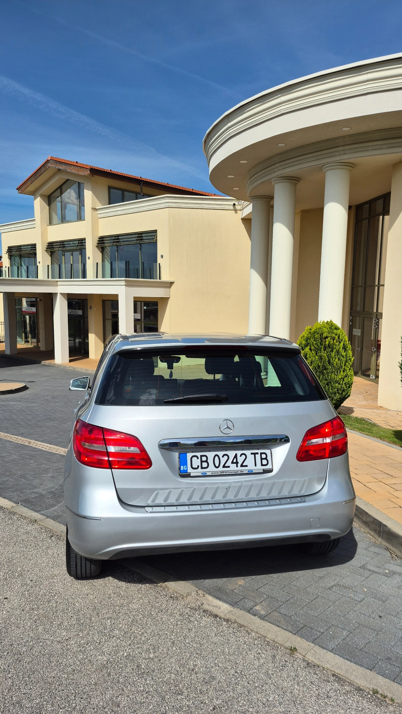 Mercedes-Benz B 180 Автоматик, сервизна история, частно лице, снимка 3 - Автомобили и джипове - 54670372