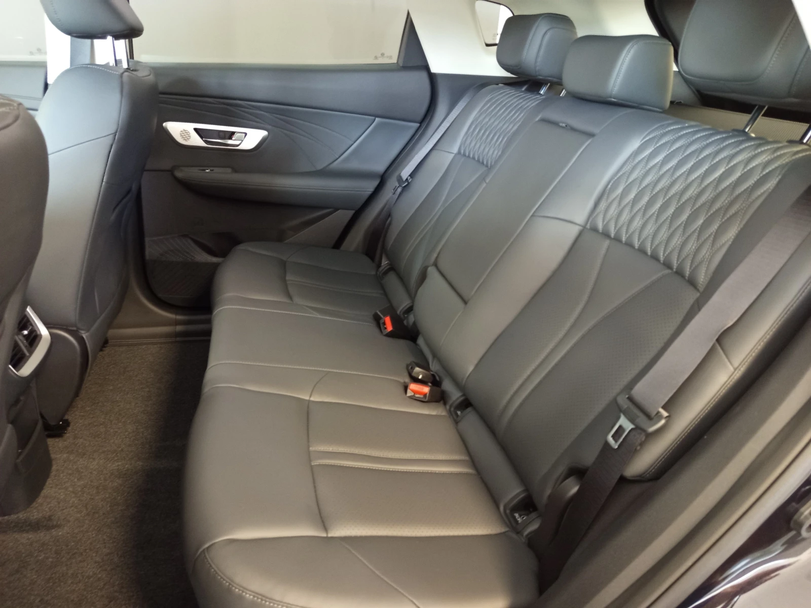 DONGFENG Huge Hybrid Prime Е2, снимка 11 - Автомобили и джипове - 54773586