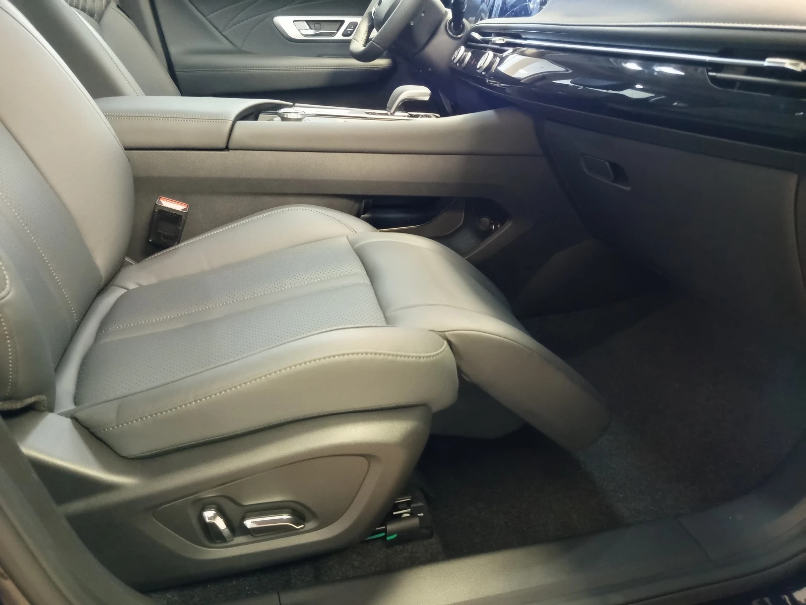 DONGFENG Huge Hybrid Prime Е2, снимка 10 - Автомобили и джипове - 54773586