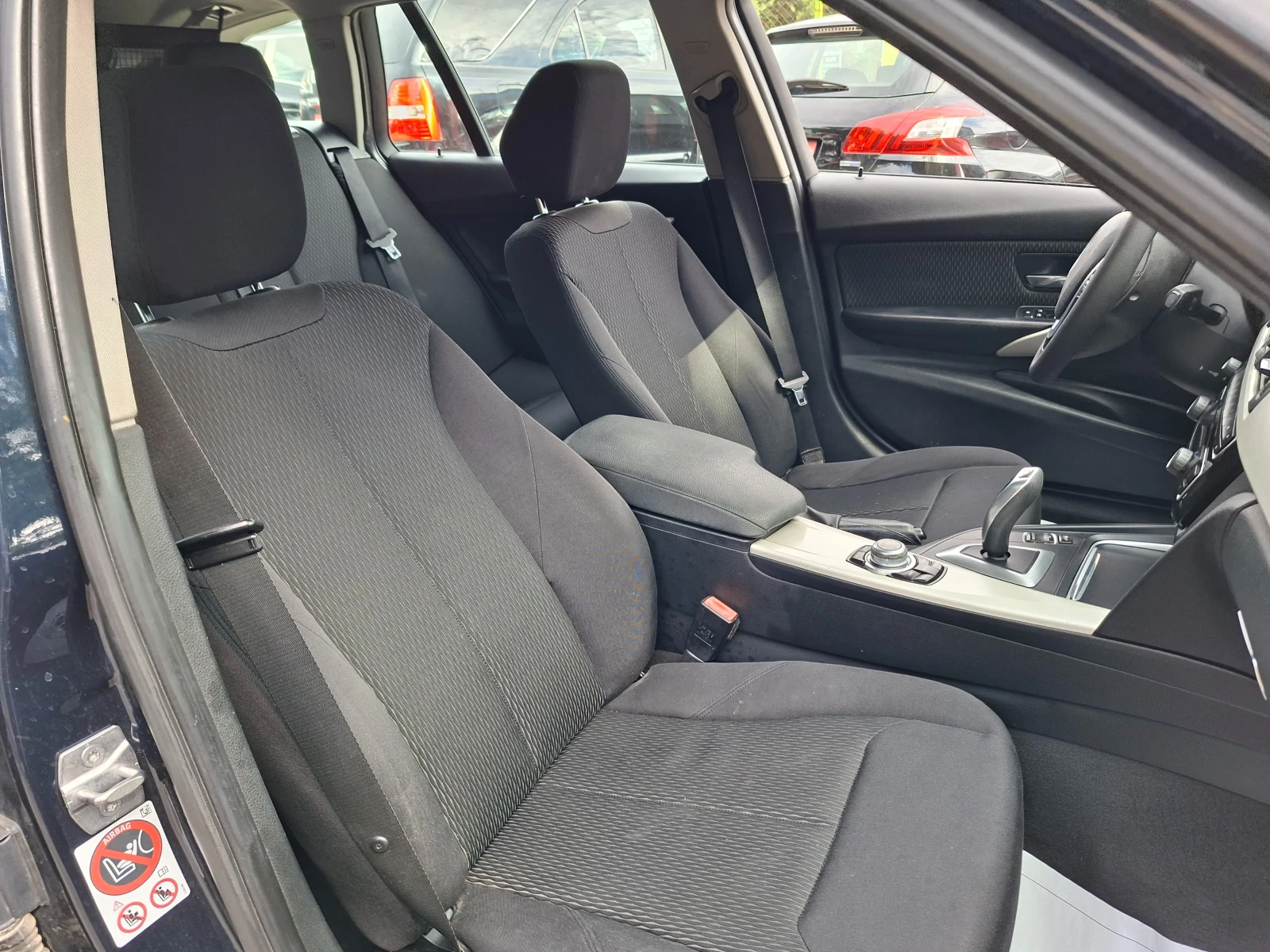 BMW 318 2.0D* FACE* AUTOMATIC* 36м. х 239EUR.* , снимка 16 - Автомобили и джипове - 54885197
