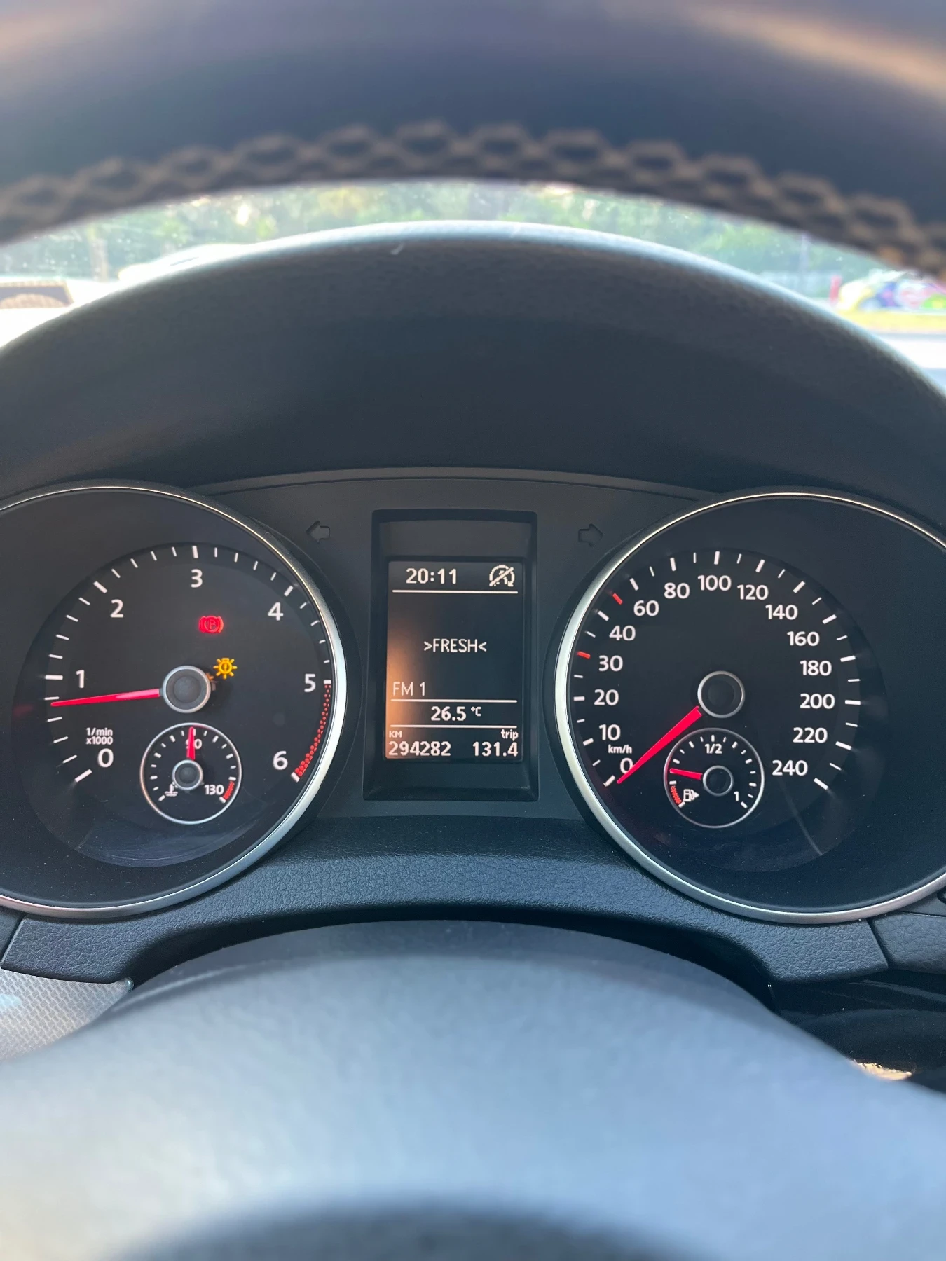 VW Golf 1.6TDI, снимка 15 - Автомобили и джипове - 55017852