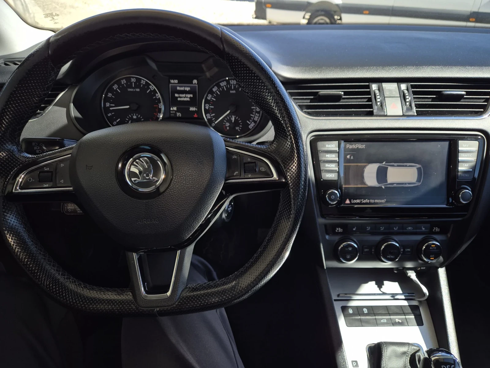Skoda Octavia 1.6 TDI 110HP  | Mobile.bg � ����������� 9