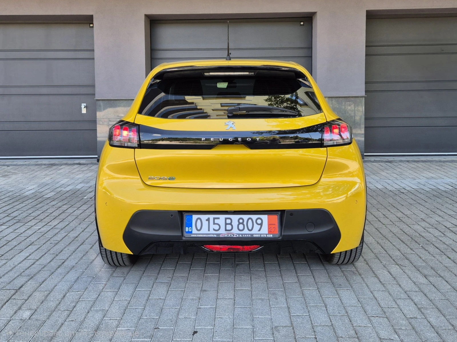 Peugeot 208 STYLE , снимка 5 - Автомобили и джипове - 55463116