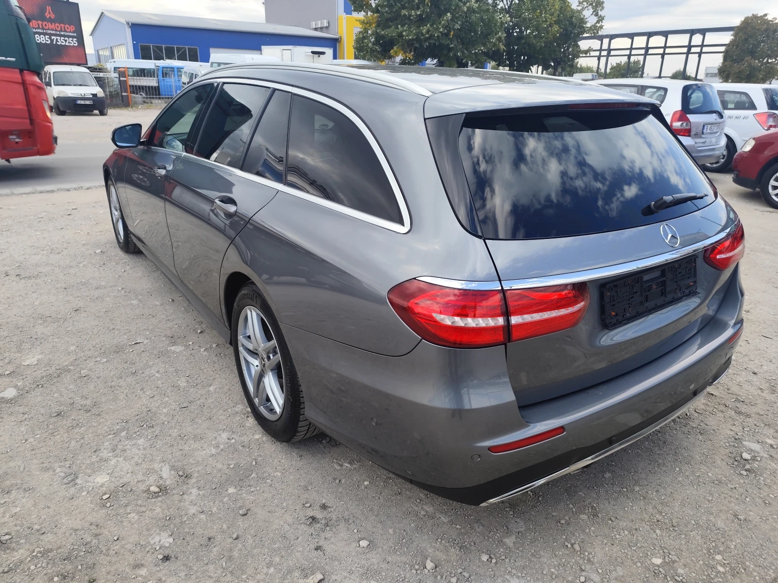 Mercedes-Benz E 220 Amg(line) Digital, снимка 5 - Автомобили и джипове - 56258385