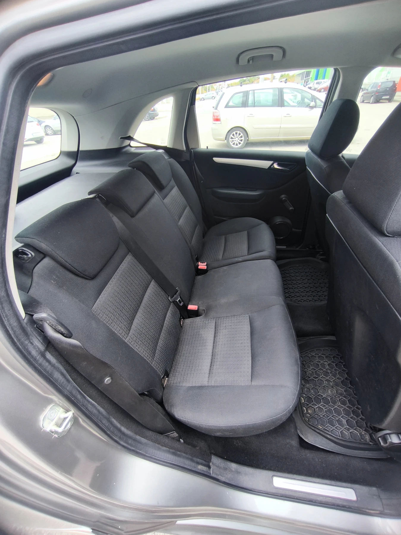 Mercedes-Benz B 150, снимка 5 - Автомобили и джипове - 56523946
