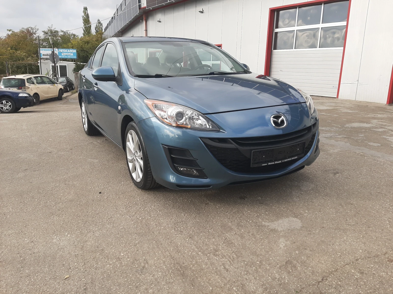 Mazda 3 1.6i 105кс, снимка 3 - Автомобили и джипове - 56741879
